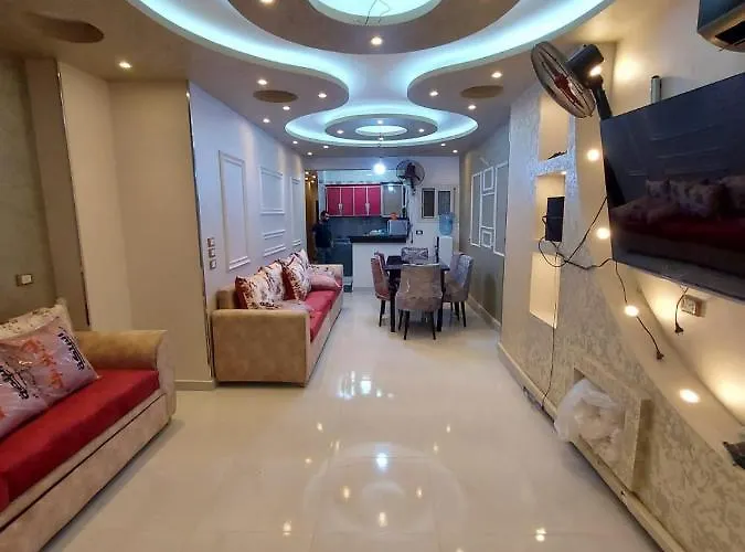 شقة على البحر *