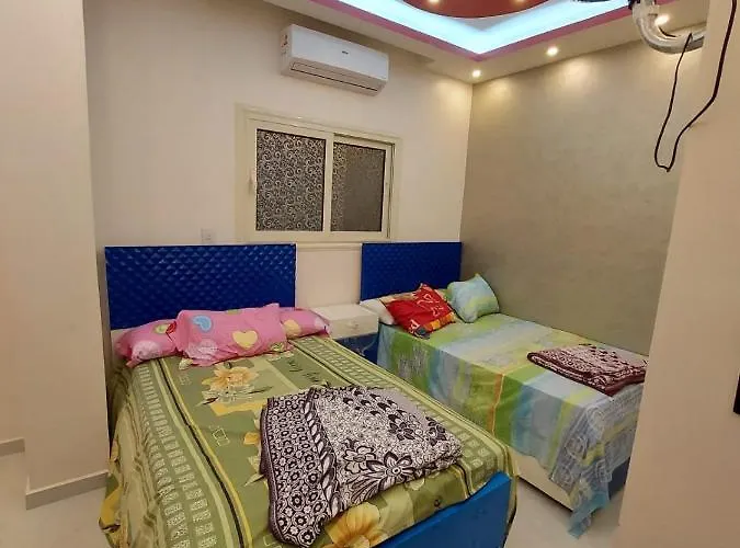 على البحر