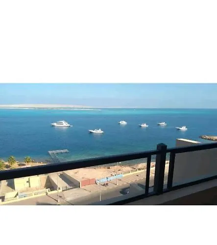 على البحر الغردقة